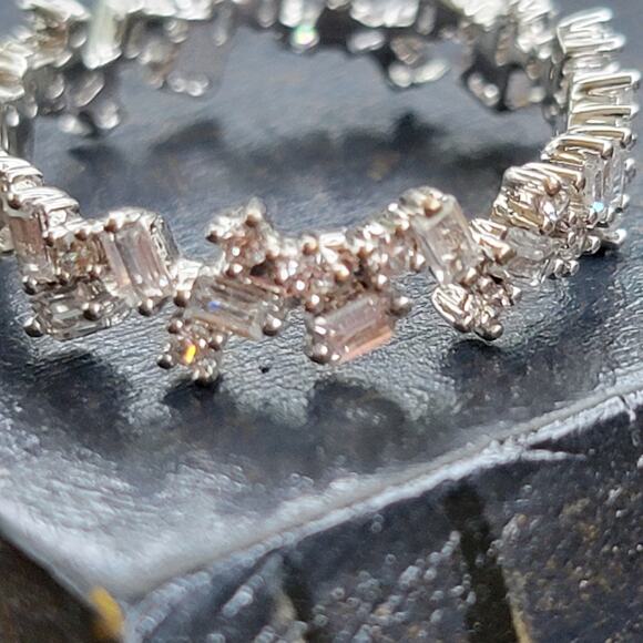 Exquisite Rhodium-Plated Size 8 Eternity Band Ring with Baguette - Picture 3 of 9